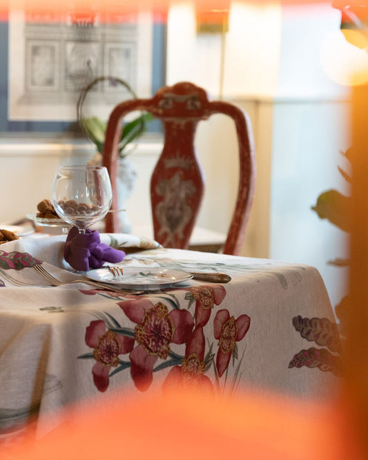 Eradea Linen Tablecloth