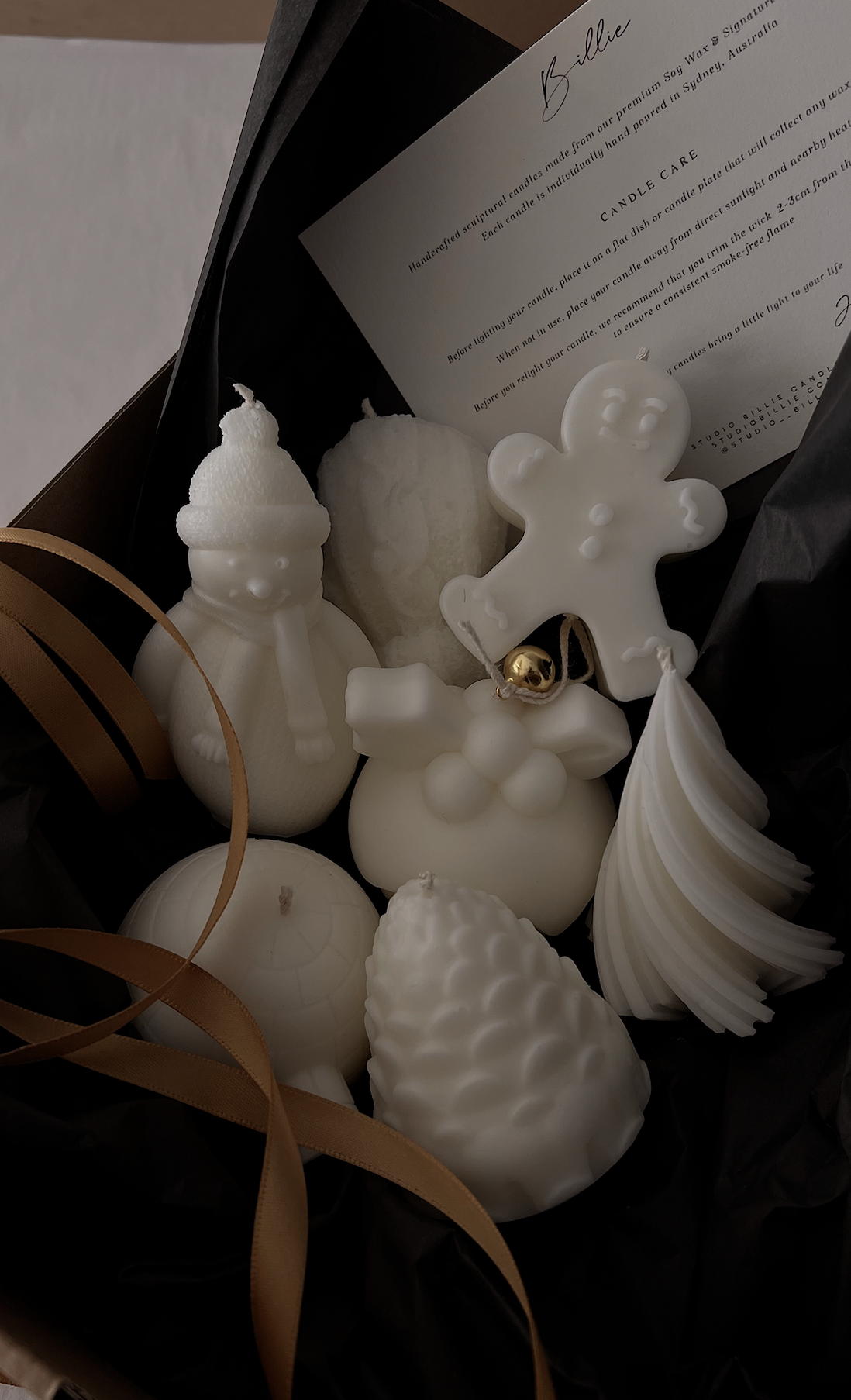 Christmas Pine Cone Candle