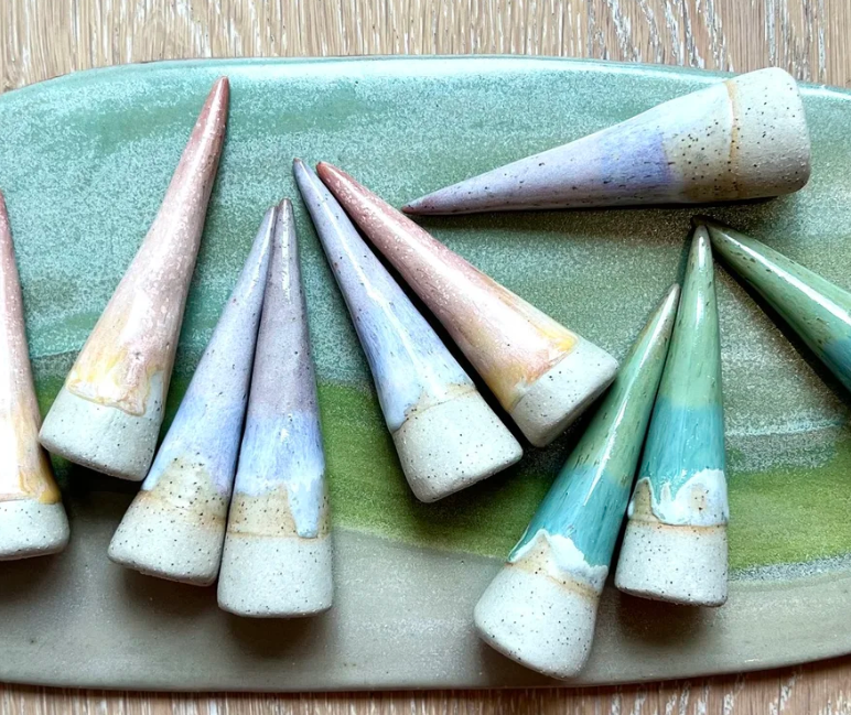 Ceramic Ring Holder