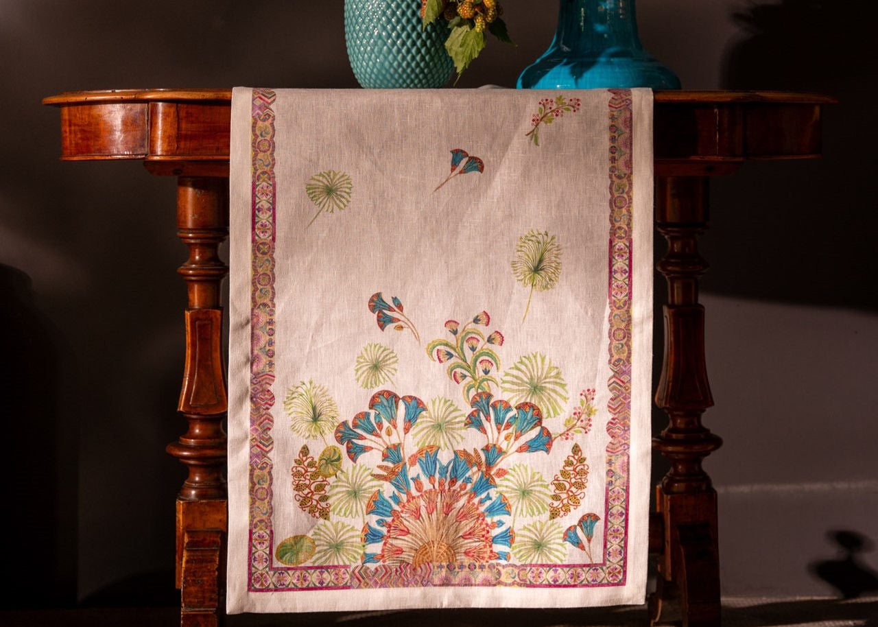 Papyro Linen Table Runner