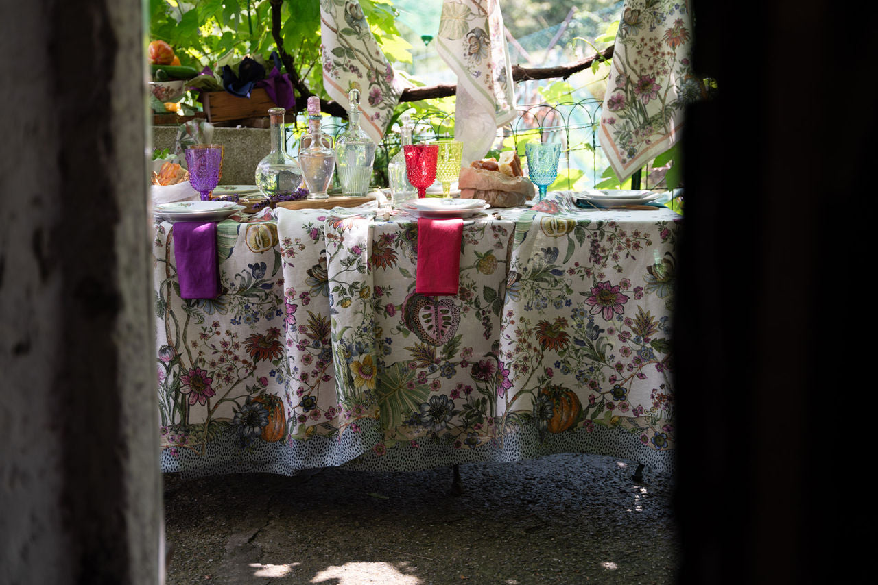Biloba Linen Tablecloth